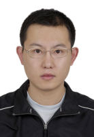 贵向泉 照片