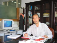 黄建龙 照片