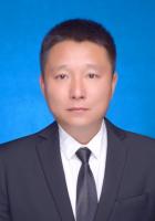 刘铸 照片