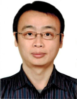 罗翔 照片
