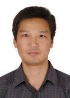 丁群力 照片