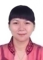 龚雁 照片