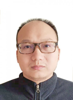 景磊 照片
