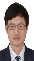 李宏 照片