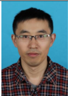 李成华 照片