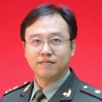 刘铁龙 照片