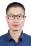 谢文 照片
