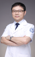 周参新 照片