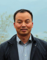 龚志强 照片