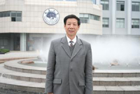 黄新建 照片