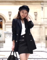 王雯 照片