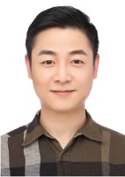 严楷 照片