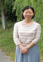 尹蓉 照片