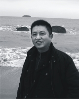 高昱 照片