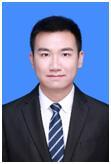 李杨 照片