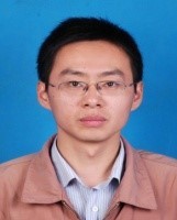 秦元成 照片