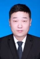 周磊 照片