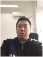 周韦 照片