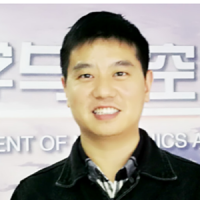 杨延年 照片