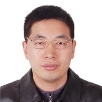 冯衍秋 照片