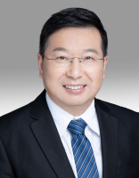 何坚 照片