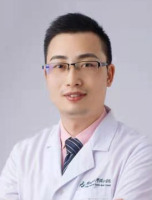 刘彦超 照片