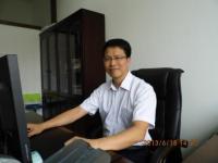 李凌 照片