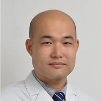 王起 照片