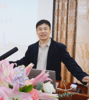 张洪武 照片