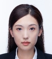 师泯夏 照片