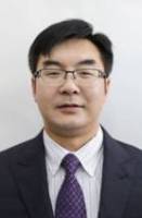 谢东 照片