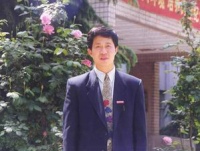 胡刚 照片