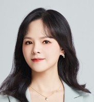 唐彬 照片