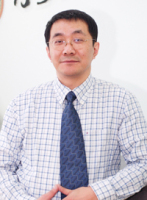 杨俊伟 照片
