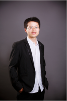 李建豹 照片