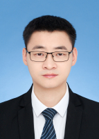 孟令晗 照片