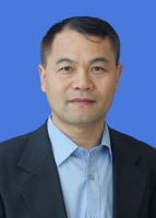 沈新春 照片
