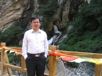 尹敬东 照片