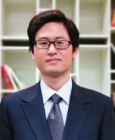 陈春林 照片