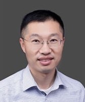陈辉林 照片