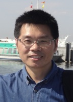 曹登科 照片