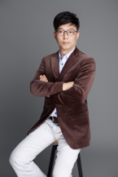 丁晓蔚 照片