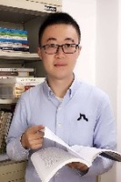 段巍 照片