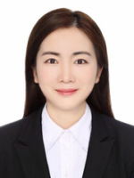 冯玥 照片