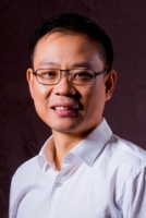 耿强 照片