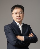 顾秋生 照片
