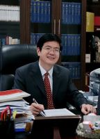 洪修平 照片