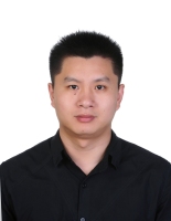 胡永辉 照片