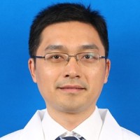 韩伟 照片