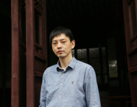 李健 照片